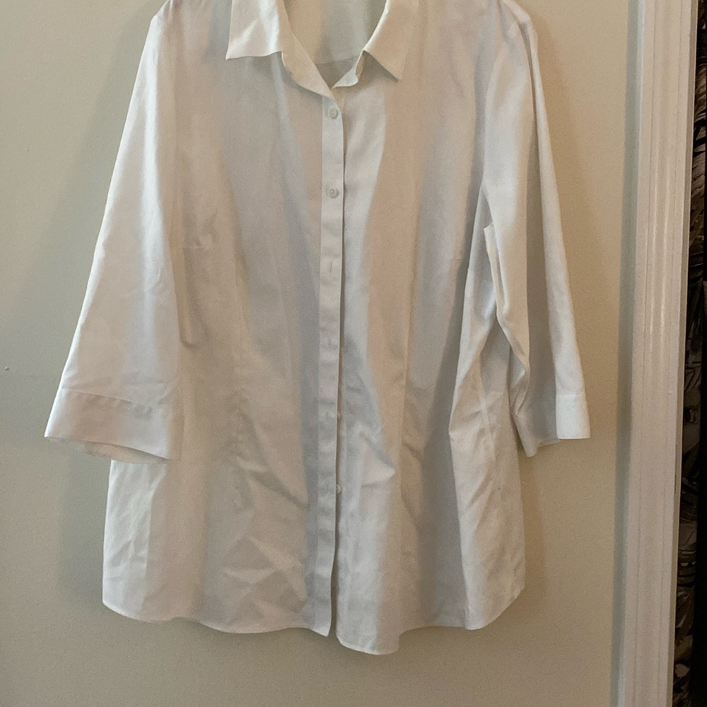 Coldwater Creek button down crisp white shirt, 3/4 sleeves,